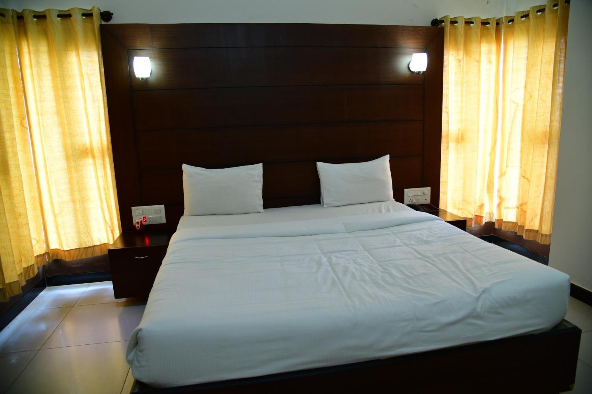 Nijaguna Resorts Chāmrājnagar المظهر الخارجي الصورة