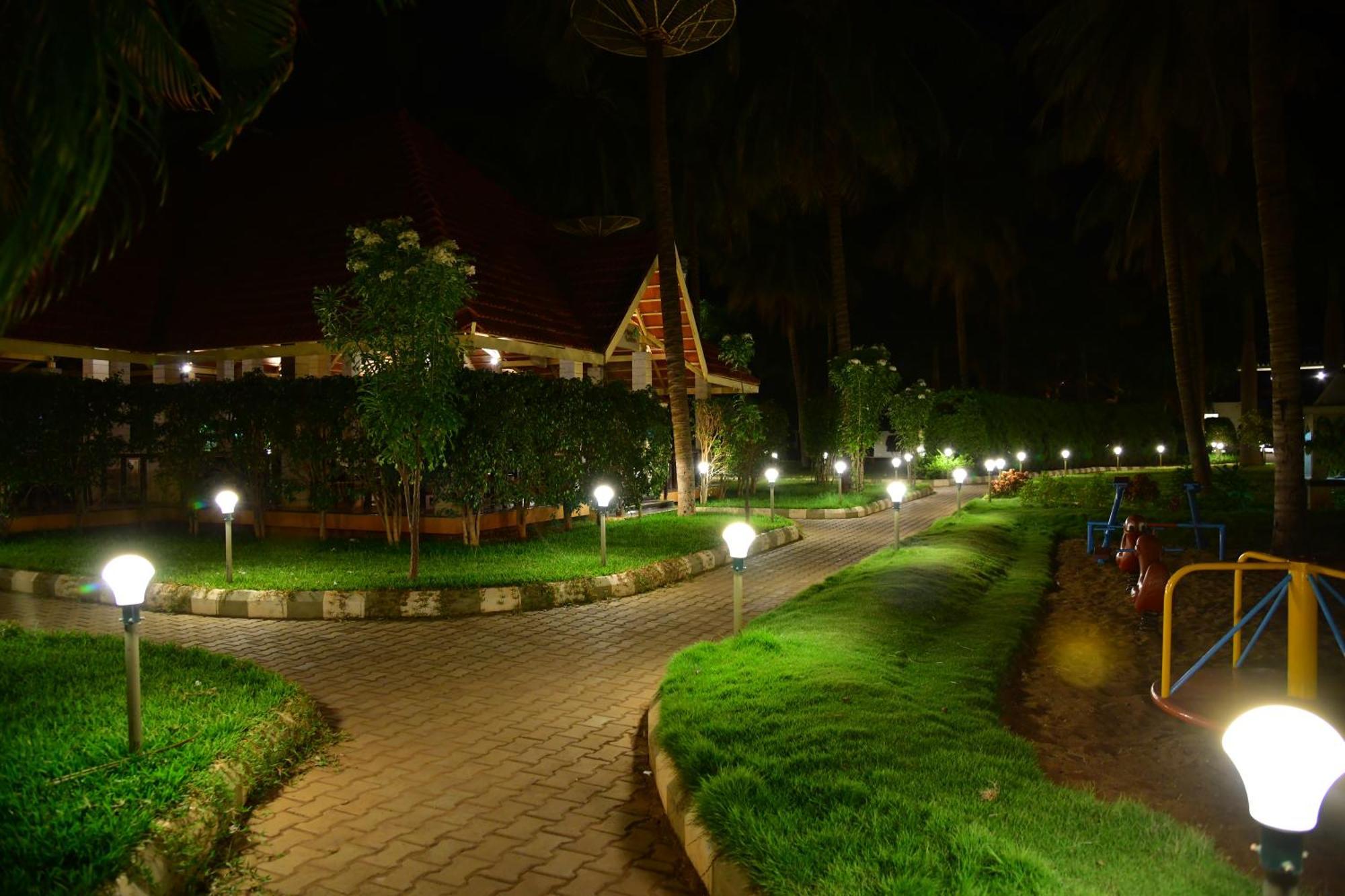Nijaguna Resorts Chāmrājnagar المظهر الخارجي الصورة